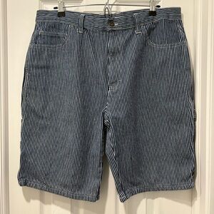 Men's Dickies Blue and White Striped Carpenter Shorts
36